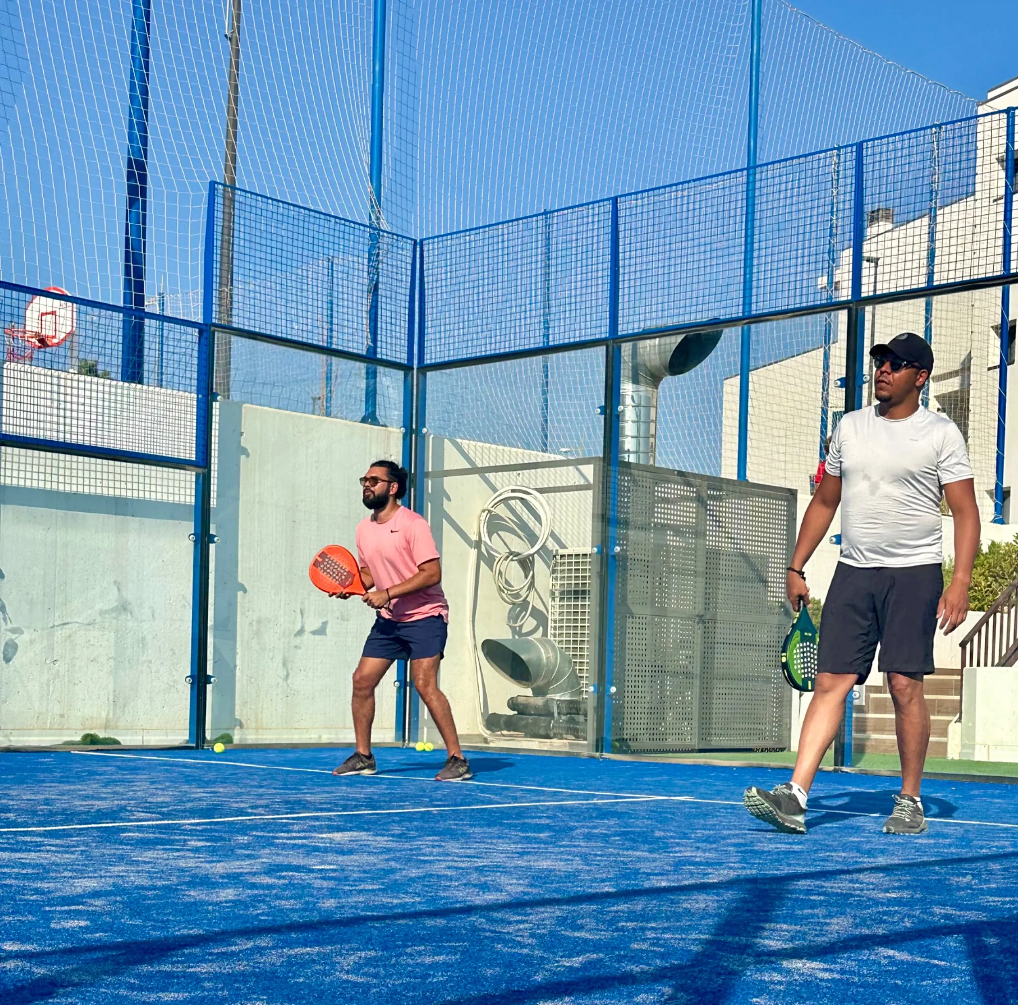 padel-joueurs-residence-en-espagne