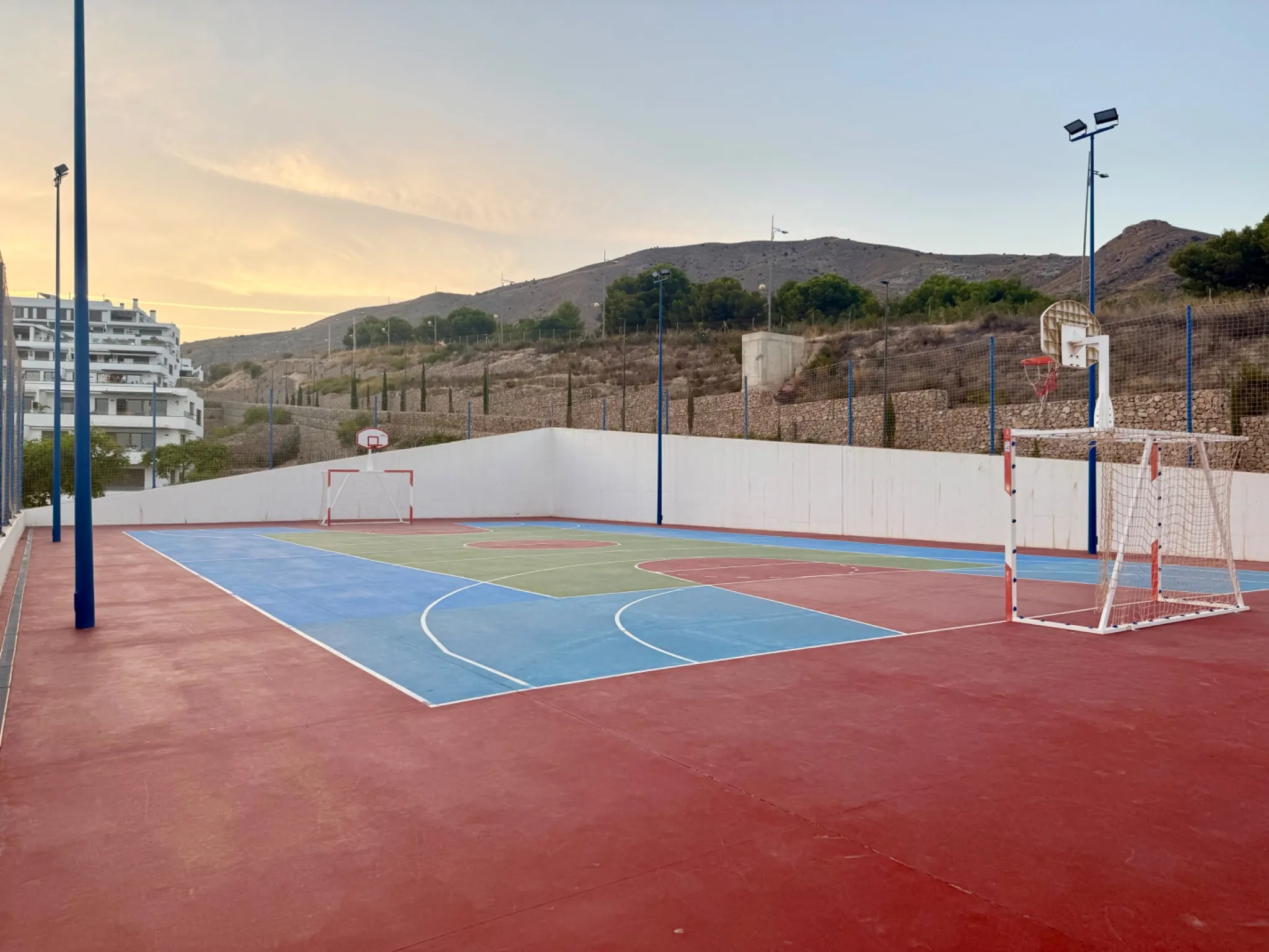 terrain-multisport-résidence-seascape